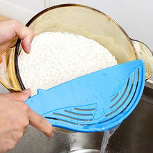 Load image into Gallery viewer, Whale Shaped Plastic Pot Strainer
