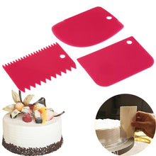 Load image into Gallery viewer, Teeth Edge DIY Cream Scraper