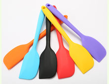 Load image into Gallery viewer, Silicone Cream Butter Cake Spatula