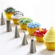 Load image into Gallery viewer, Tulip Rose Flower Petal Pastry Tip