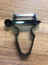 Load image into Gallery viewer, Cutter Multi-purpose Peeler