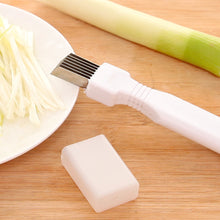 Load image into Gallery viewer, Vegetable Fruit Onion Cutter